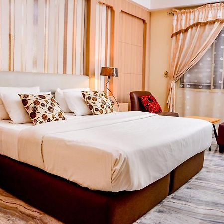 Golfview Suites & Conference Center Ікеджа Екстер'єр фото